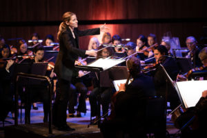 Karina Canellakis conducting the LPO